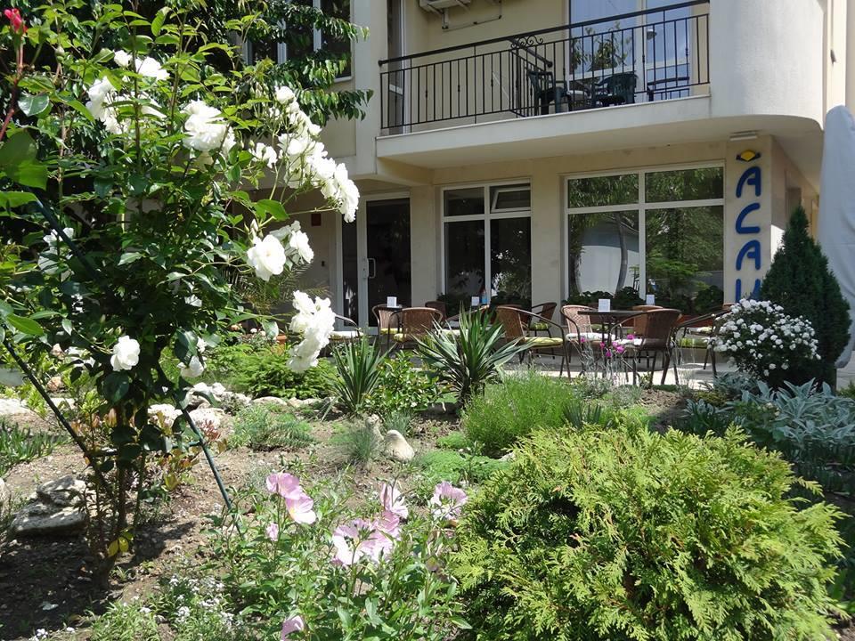 Family Нouse -Нotel Asai Ravda Exterior photo