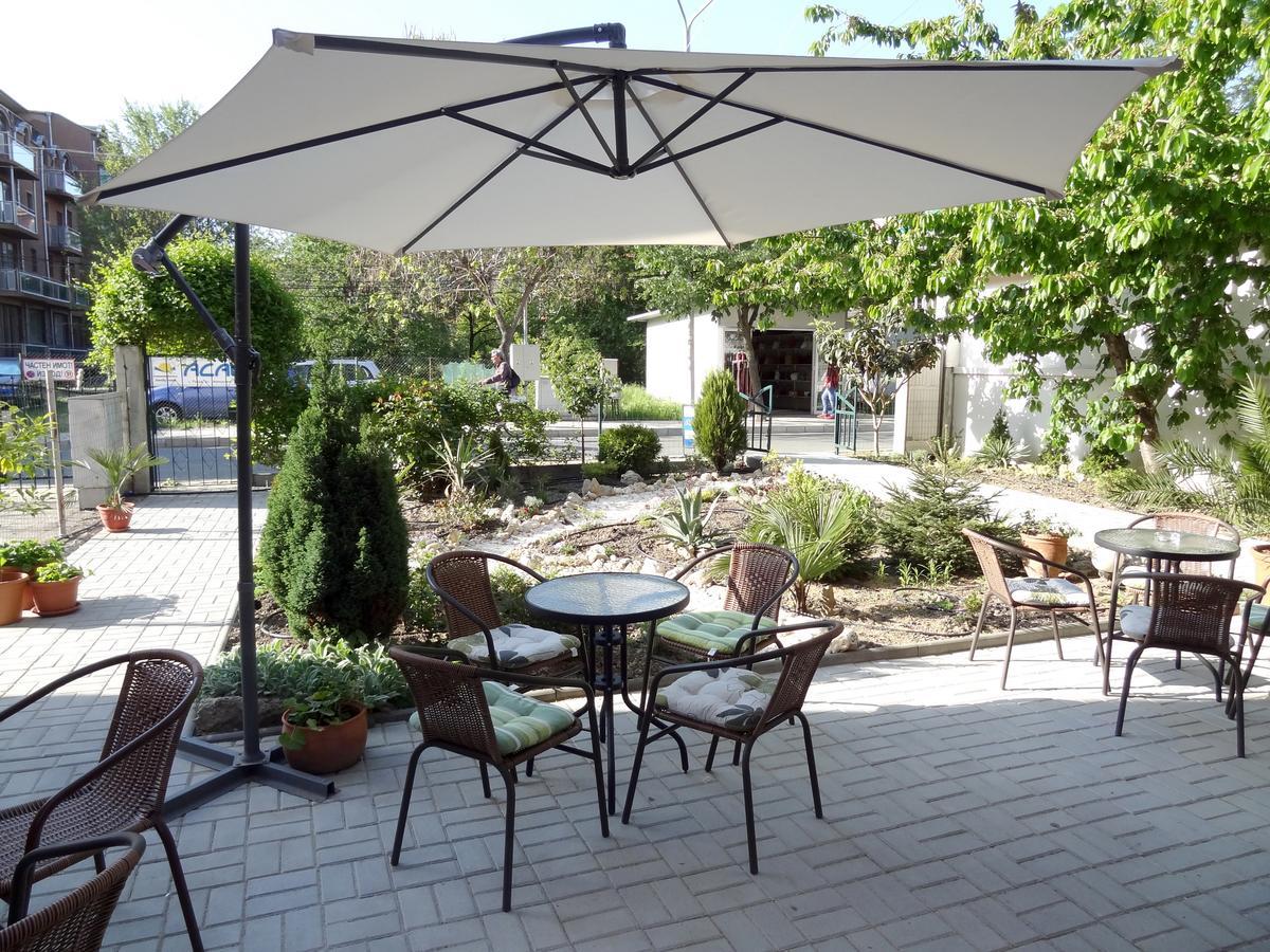 Family Нouse -Нotel Asai Ravda Exterior photo